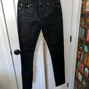 Yves St. Laurent NWT Snake Skin Print Skinny Jean Size 27